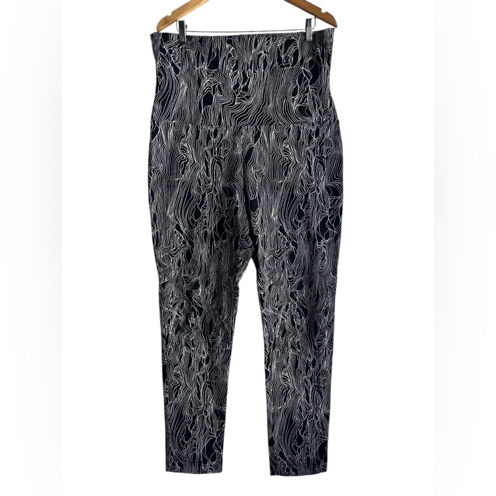 NEW Bitte Kai Rand | Magic Stretch Pants in Black and White